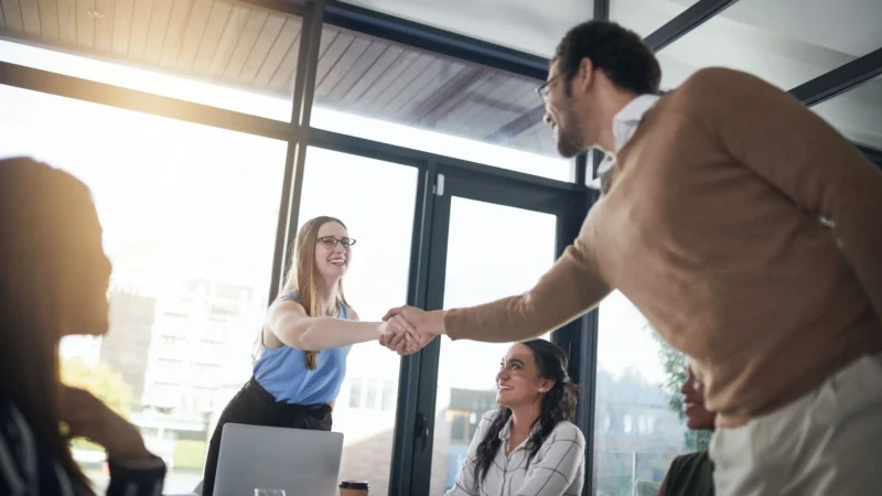 Turn around employee turnover with onboarding – First impressions matter