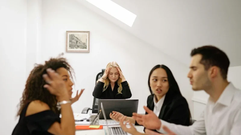 How to Teach Soft Skills to Employees: Stop Inefficiencies with Proven Training Methods