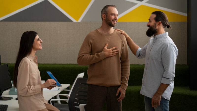 35 Powerful Nonverbal Communication in the Workplace Facts and Statistics